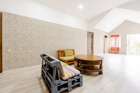 Borjomi Nest Hotel Ngoại thất bức ảnh